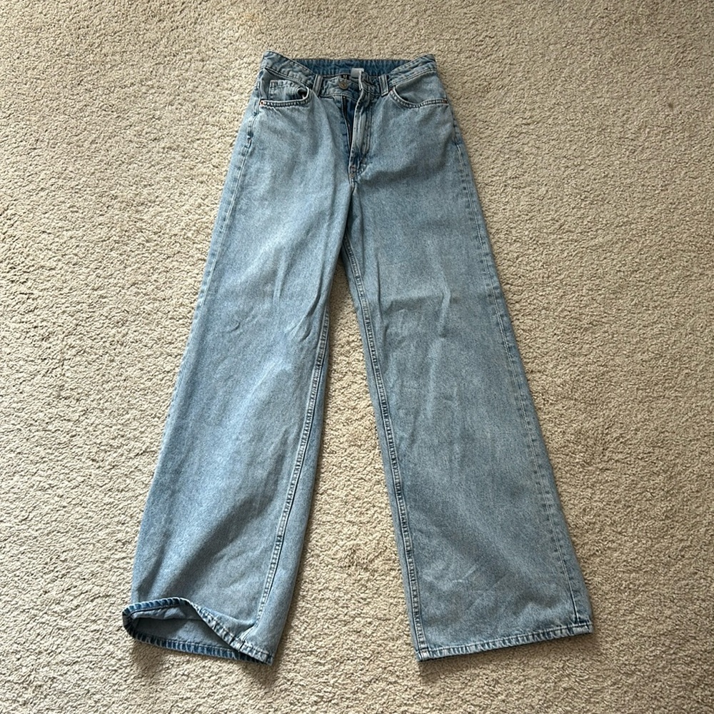 H&M High waisted wide leg jeans